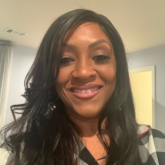 Meet your Posher, Quanetta - Picture 1 of 1